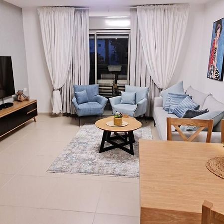מרחק נגיעה בתקווה Apartamento Petach Tikva Exterior foto